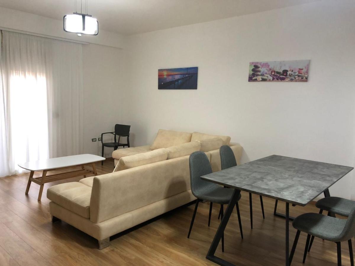 Lovely Sea View Apartment Vlore Exterior photo