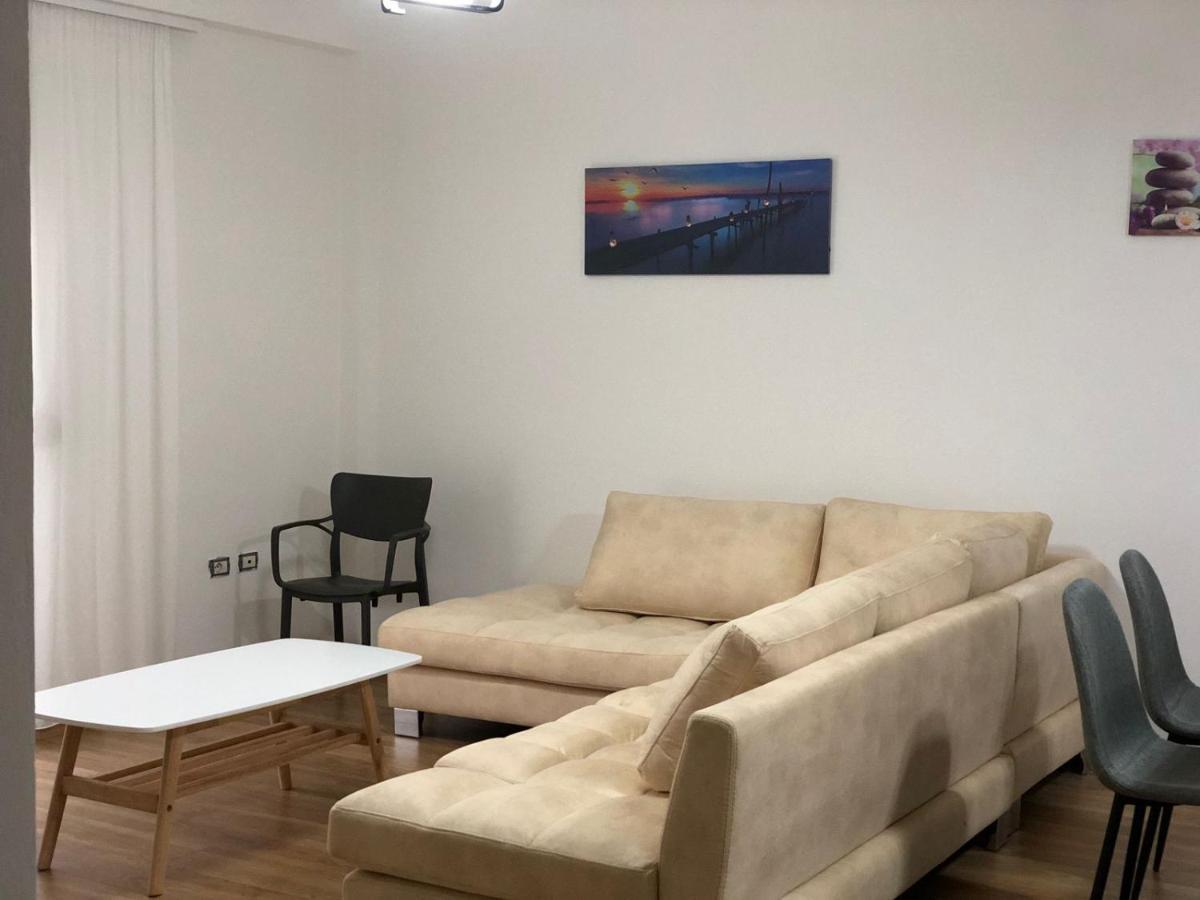 Lovely Sea View Apartment Vlore Exterior photo